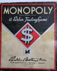 VINTAGE 1940,s MONOPOLY ,replacement pieces , see pictures & And Description