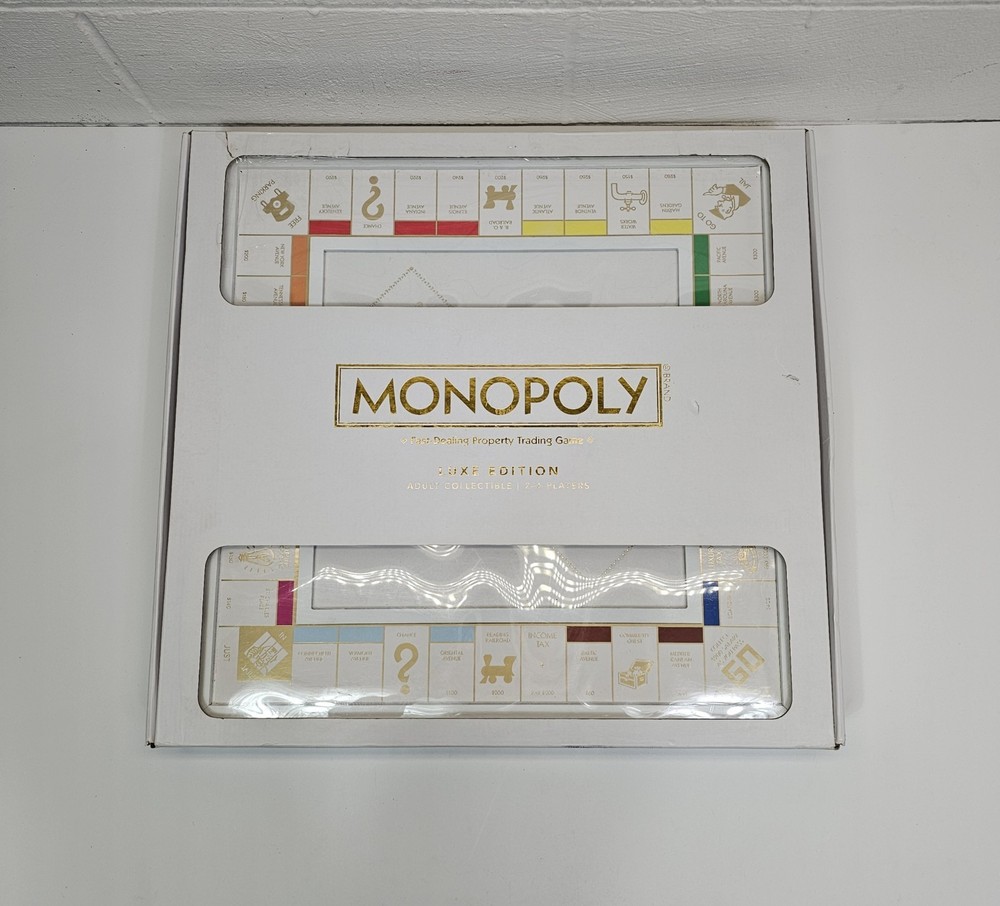 Monopoly Luxury LUXE White and Gold Limited Edition Hasbro 2017