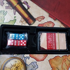 RISK Game of Strategic Conquest Board Game 2015 Edition Complete Unused Worn Box