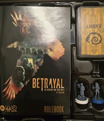 Hasbro Gaming Betrayal at The House on The Hill 3rd Edition. COMPLETE!!!