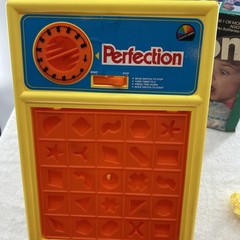 Vintage 1987 The Original Perfection Game Selchow Righter Complete Works Coleco
