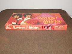 VINTAGE 1977 PARKER BROTHERS LAVERNE & SHIRLEY BOARD GAME COMPLETE