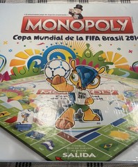 MONOPOLY WORLD CUP OFFICIAL FIFA 2014 (SPANISH) COLLECTOR SEALED BRAND NEW