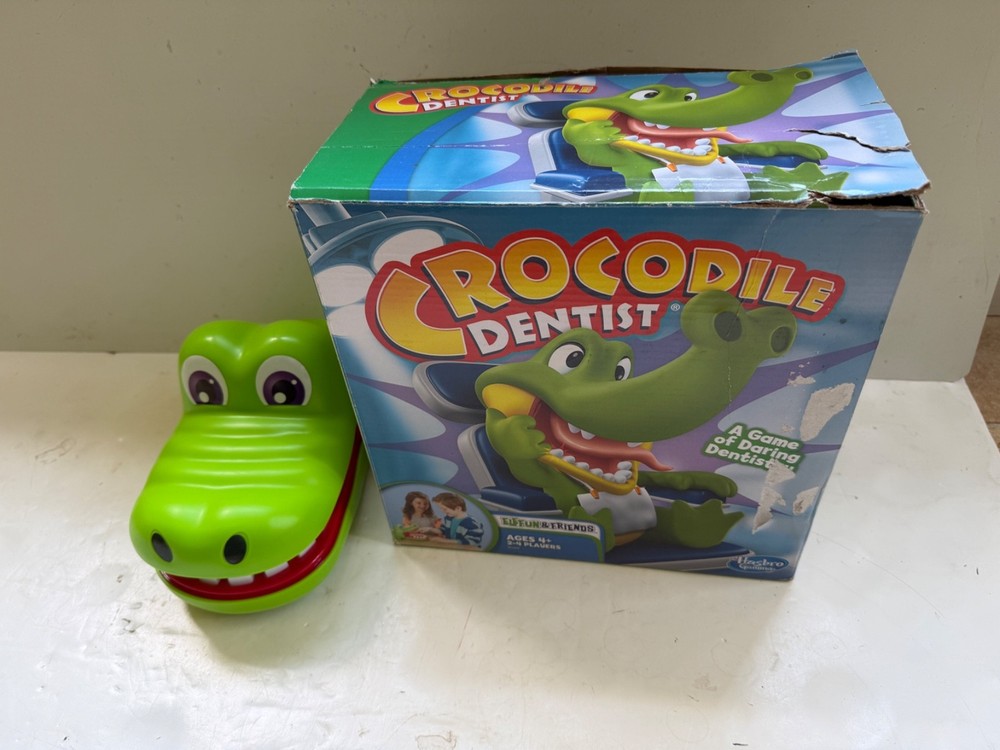 Hasbro Gaming Crocodile Dentist Kids Board Game, Ages 4 and Up ~ Free Ship!