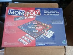 MONOPOLY HOUSE DIVIDED BOARD GAME GREAT FOR ANY COLLECTION NEW!