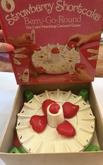 VTG 1981 Strawberry Shortcake Berry-Go-Round Board Game Parker Bros Complete Box