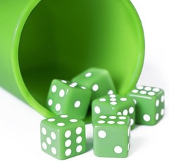 Farkle Dice Game 6 Dice Storage Cup Scorecards Family Game Ages 8+ 2-8 Players