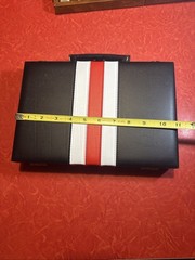 Backgammon Game 8 1/4″ x 11″ Green Red White in Black Travel Case Missing 1 Chip