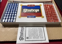 Stratego Battlefield Strategy Board Game Complete 4916 Milton Bradley 1986 Vtg