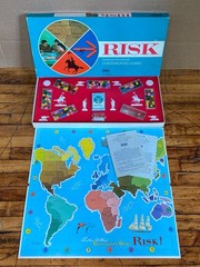 Vintage 1970’s Board Game Lot Monopoly Life Risk Battleship Clue Backgammon