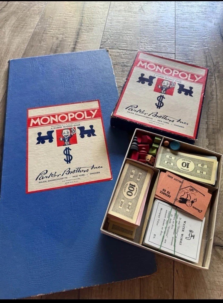 monopoly board game the classic edition USA Vintage Classic Parker Brothers