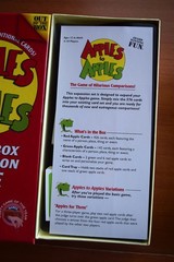 APPLES TO APPLES OUT OF THE BOX PUBLISHING CARD GAME LOT + PARTY BOX EXPANSION