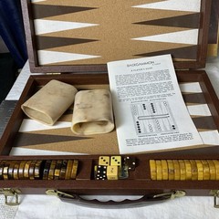 30pc Vtg Bakelite Backgammon Set Chocolate Butterscotch Swirl Tested Round Edges