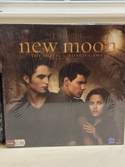 New The Twilight Saga Eclipse,New Moon the Movie Board Games 2009,2010 Sealed