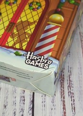 Clue North Pole Christmas Holiday Edition Santa Elves Game Hasbro *NEW