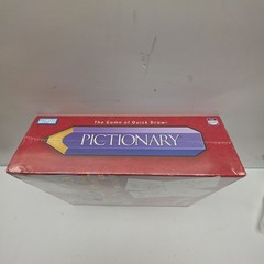 Pictionary The Game of Quick Draw Hasbro 2007 Sealed