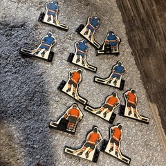 Coleco Table Hockey Game Players NY Islanders & Philly Flyers