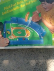 Vintage RARE 1973 Ideal Toys Hank Aaron Baseball Game