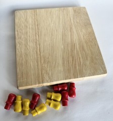 Vintage tic tac toe game Wooden Wood 10 Red Yellow Pegs Toy