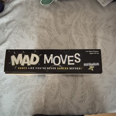 MAD MOVES GAME PLAY MONSTER DANCE LIKE YOU HAVE NEVER DANCED BEFORE Sealed Cards