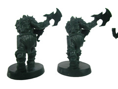 HeroQuest: 8x ORC Minis & Card NEW!!