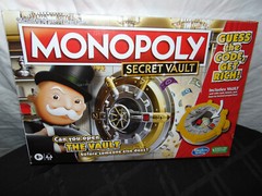 New MONOPOLY Secret Vault Board Game Ages 8+ 2-6 Players Family Board Game