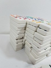 Pavilion Dominoes Double 12 Set 91pc Vtg Snap-Closure Case Multicolored Tiles