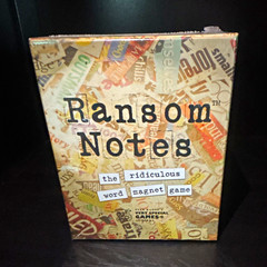 Very Special Games Ransom Notes Word Party Game, Magnetic, 3+ Players, 15+