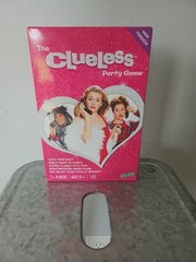 The Clueless Party Game Mini Version NEW SEALED