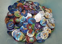 90 Mixed Tazos Lot PacMan Spider-Man Dragon Ball Pokemon + 1 Tazo Holder Vintage