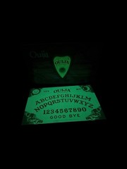 Ouija Board Parker Brothers Glow In Dark Mystifying Oracle Complete Game 1998