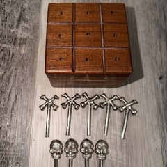 Tic Tac Toe Board Game Wood Box Polished Chrome Metal Skull & Crossbones (RARE)