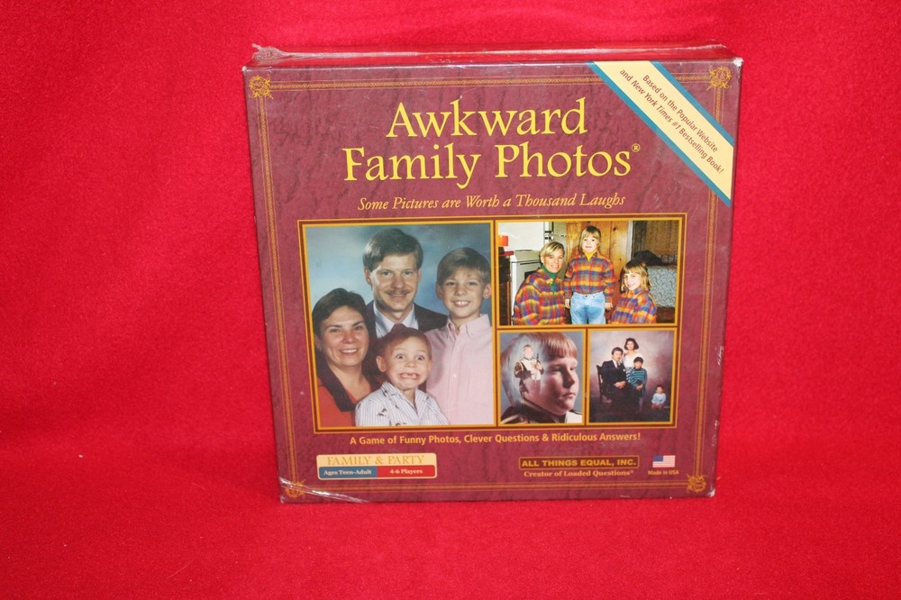 Awkward Family Photos Family & Party Game Sealed Teen-Adult – NEW SEALED