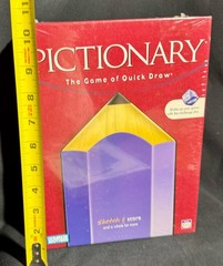 Pictionary 2007 Board Game of Quick Draw~SEALED!