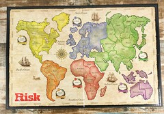 Risk The Game of Strategic Conquest Board Game – 100% Complete in VG Condition