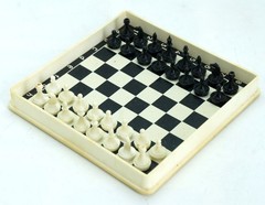 Ukraine Ukrainian USSR Mini Pocket Travel Magnetic Chess Checkers GOOD