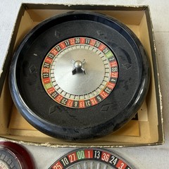LOT 1940’s Vintage Pocket Roulette Red Tin Toy Mini Travel Antique Wheel Games
