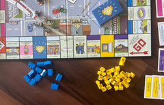 The Simpsons Monopoly Game with 6 Pewter Tokens – 2001 RARE Vintage
