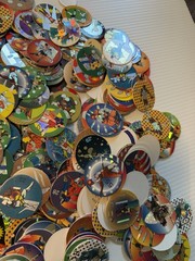 Huge Lot POGS Slammers Hundreds Of Different Designs Sports Holographic Shiny ++