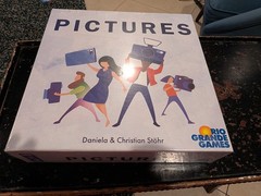 PICTURES Rio Grande Games 3-5 Players Party Game Factory Sealed NEW