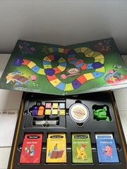 ⭐️The Family Fun Game 8-Adult Frogs Clay Trivia Kids 2005 Cranium Family Ed⭐️