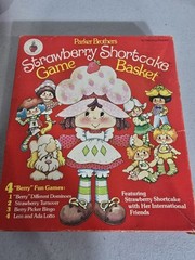 Vintage Strawberry Shortcake Game Basket 1981 with Shortcake pillow
