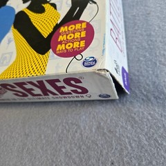 Spin Master Battle of the Sexes Board Game Adult Unisex Multicolor Trivia Party