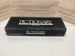 VINTAGE Pictionary Game First Edition COMPLETE 1985 Classic Drawing Board Game