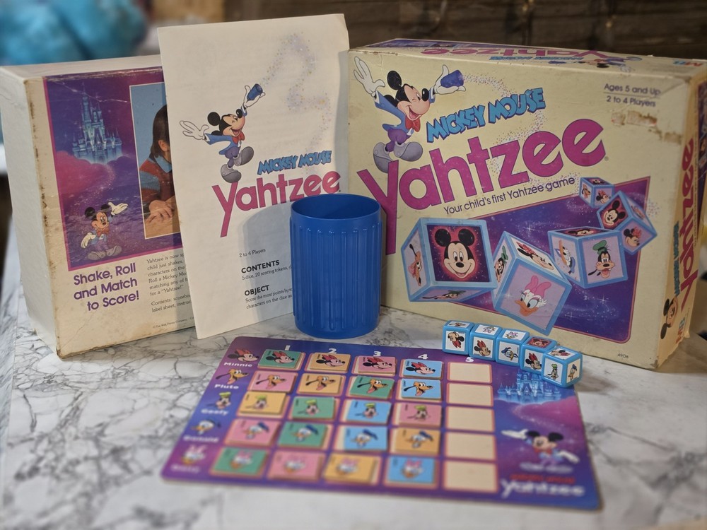 Milton Bradley Mickey Mouse Yahtzee Dice Game Disney Kids Ages 5+ 2-4 Players