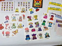 HUGE Lot 102 Gogo’s Crazy Bones Collection Figures Stickers Cards Aliens Glitter