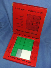 VINTAGE WM. F. DRUEKE & SONS MAGNETIC SQUARE BRAIN TEASE PUZZLE – 1961