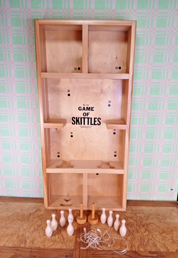 VTG Drueke Skittles Wood Parlor Bowling Game #911 | 30″ x 14″ Complete w/ Rules