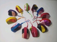 Gonggi Korean Traditional Tossing Game 6 Stones & Carrying Case – US Seller