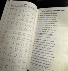 8 Yes & Know INVISIBLE INK Game Puzzle Quiz Books Lot Lee Pub 5 PENS Vtg READ